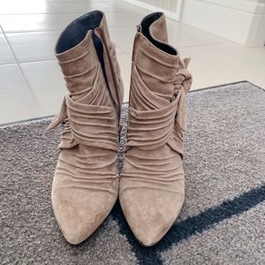 ALDO boots in size 37